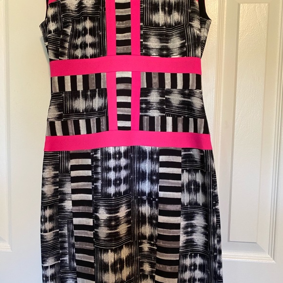 Fitted dress from BCBG with neon piping. - Picture 3 of 8